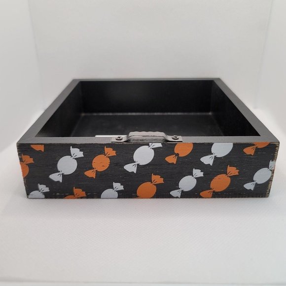 Just Here For The Candy Wall Picture - Picture 5 of 6